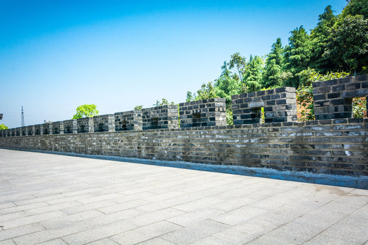 What is a Retaining Wall: Key Differences Between Firth Retaining Wall & Bowers Retaining Wall Blocks